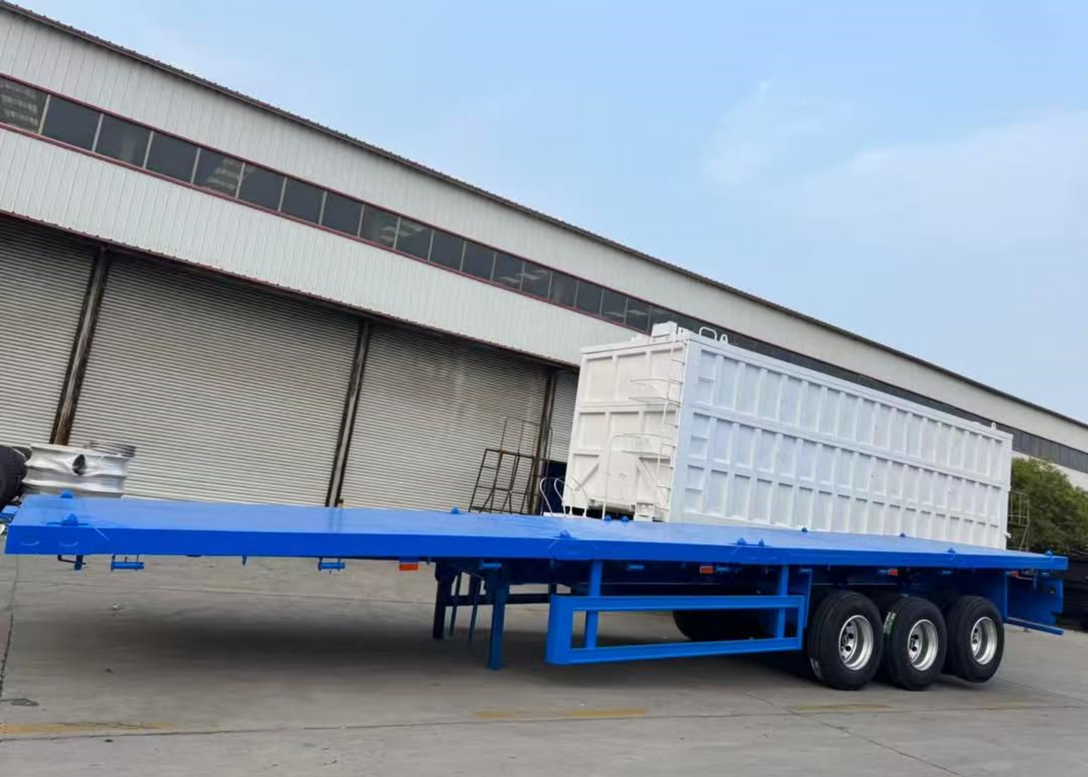 Tri Axle Flatbed Trailer For Sale To Cameroon