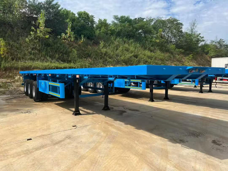 3 Axle Flatbed Truck Semi Trailer.jpg